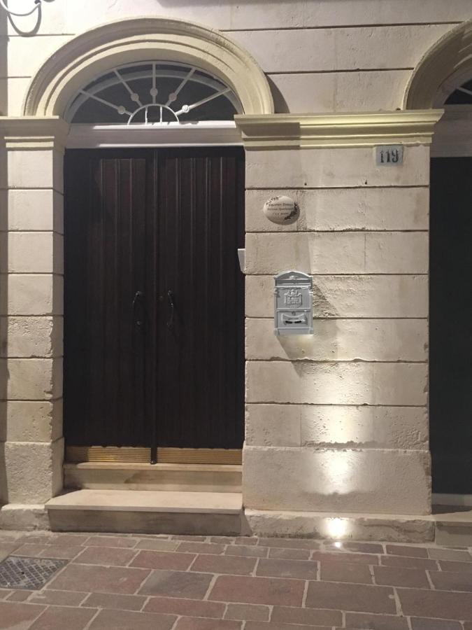 Equorum Delicious Suite - Ostuni Centro المظهر الخارجي الصورة